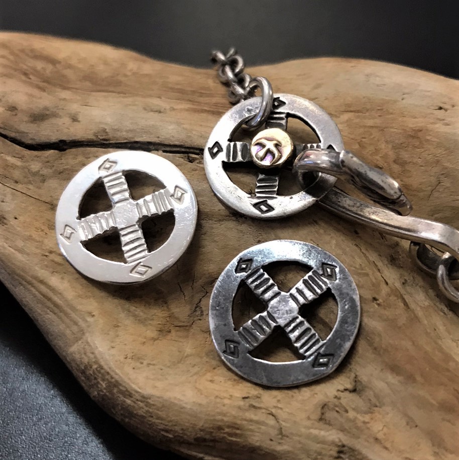 ゴローズ goro's メディスンホイール プレーンホイール シルバー 本物