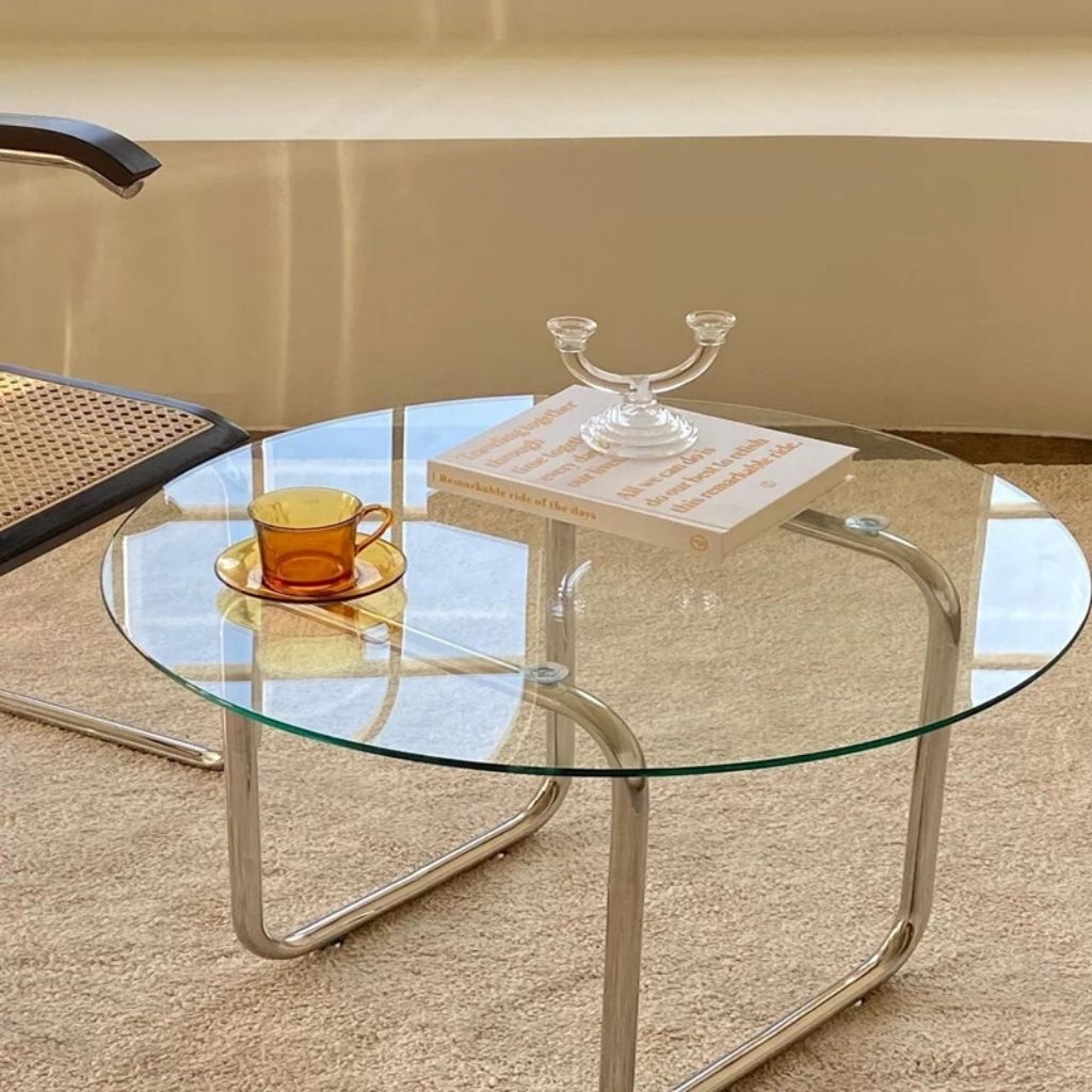 シンプルラウンドテーブル 白 一人暮らしやワンルームに最適 – 6JOHAN