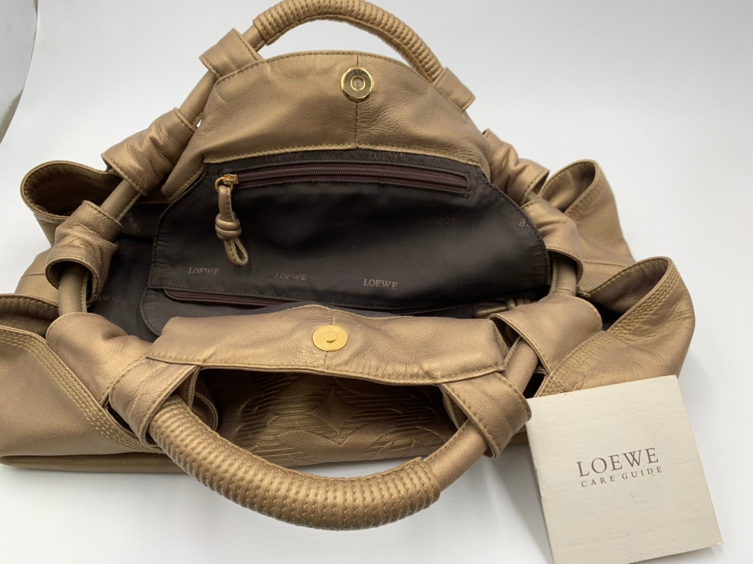 LOEWE ロエベ ナッパアイレ ハンドバッグ ゴールド – 谷口質店