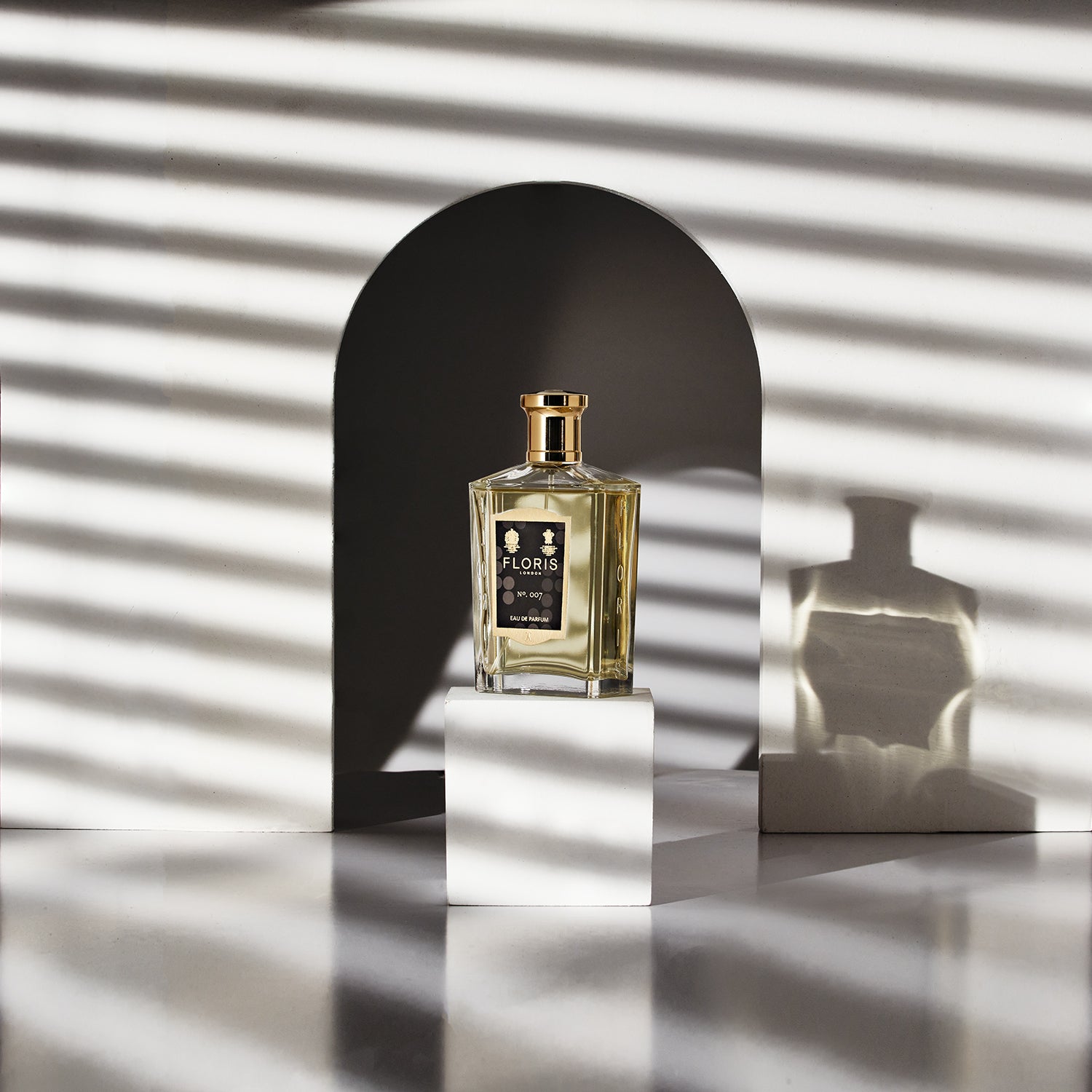 フローリス No.007 10ml EAU DE PARFUM No.007 | FLORIS 創業1730年