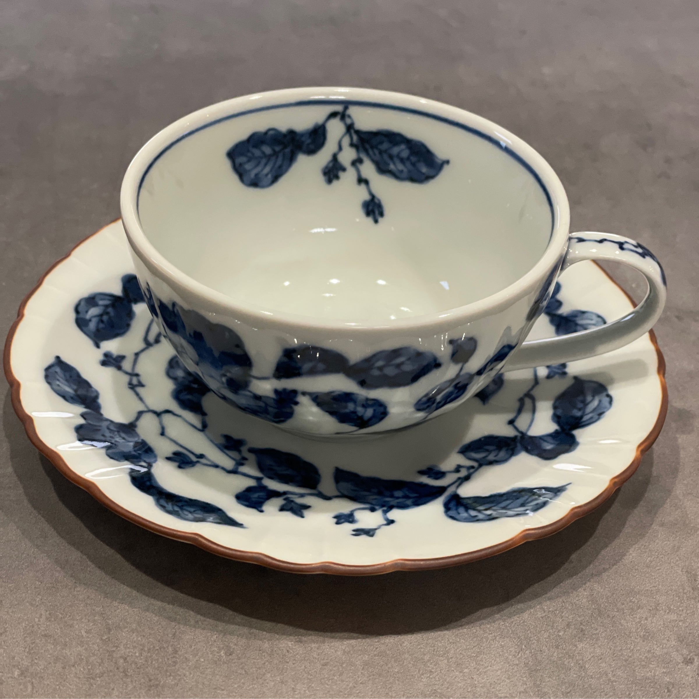 故宮の春 カップ&ソーサー【椿窯】 | Elena Tokyo（絵れ菜Tokyo）