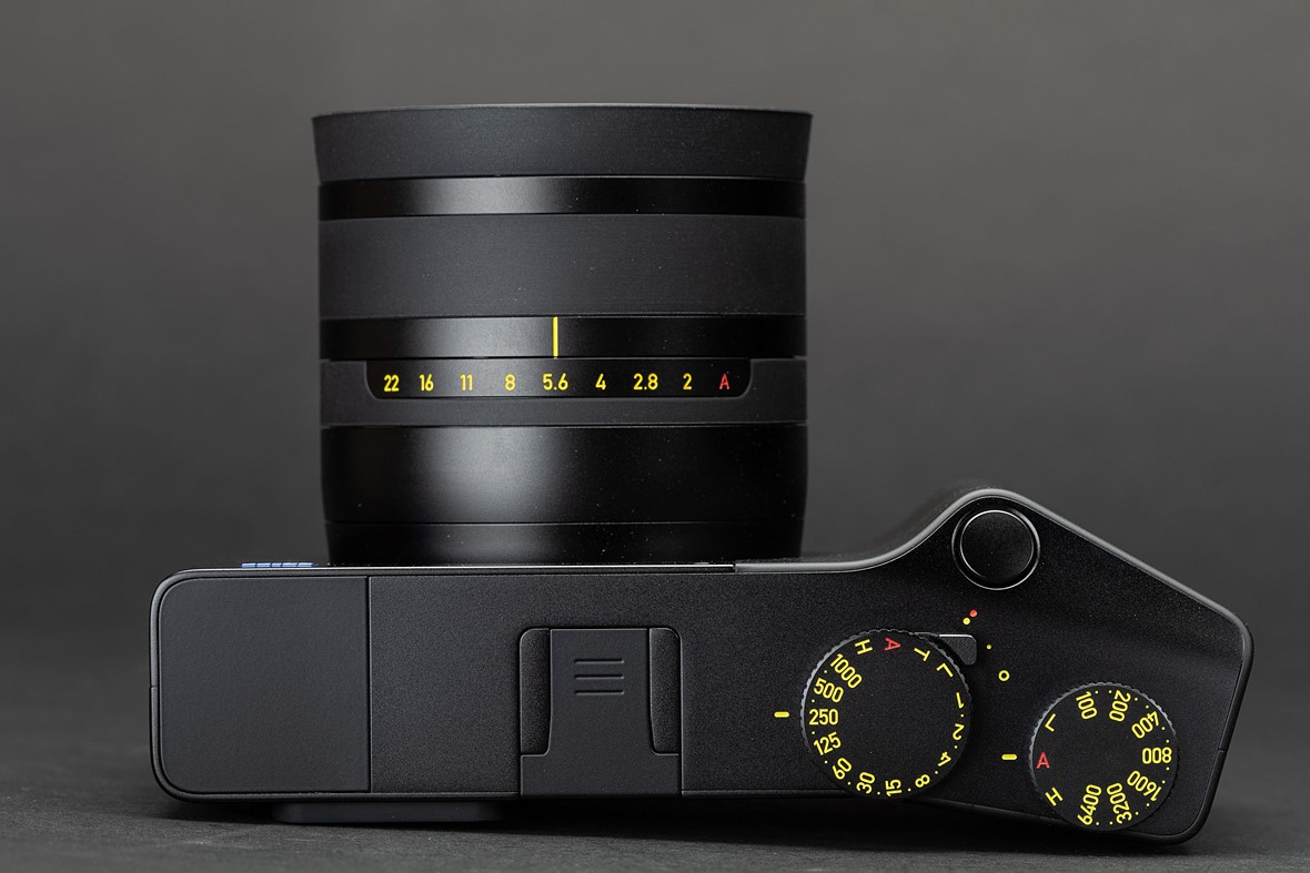 Zeiss ZX1 review: DPReview | Photography News, Gear Reviews