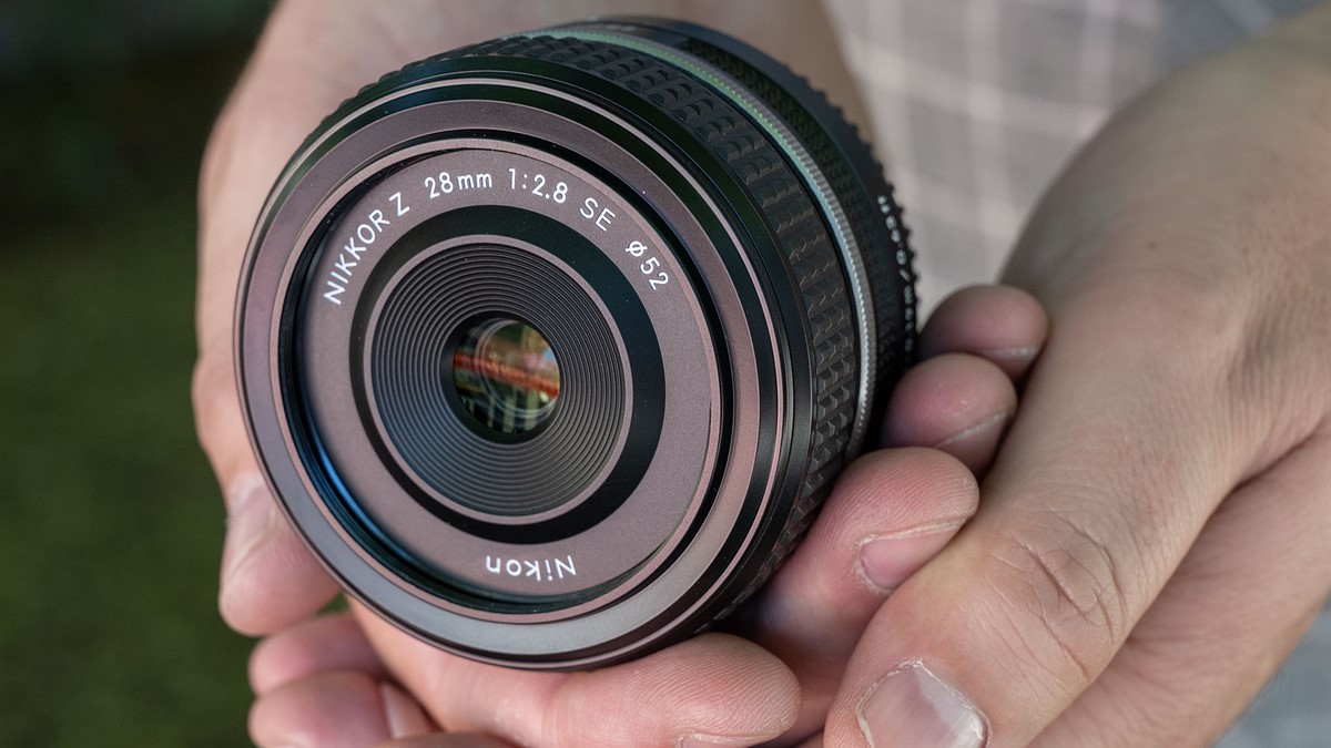 Hands-on with Nikon's NIKKOR Z 28mm F2.8 Special Edition: DPReview