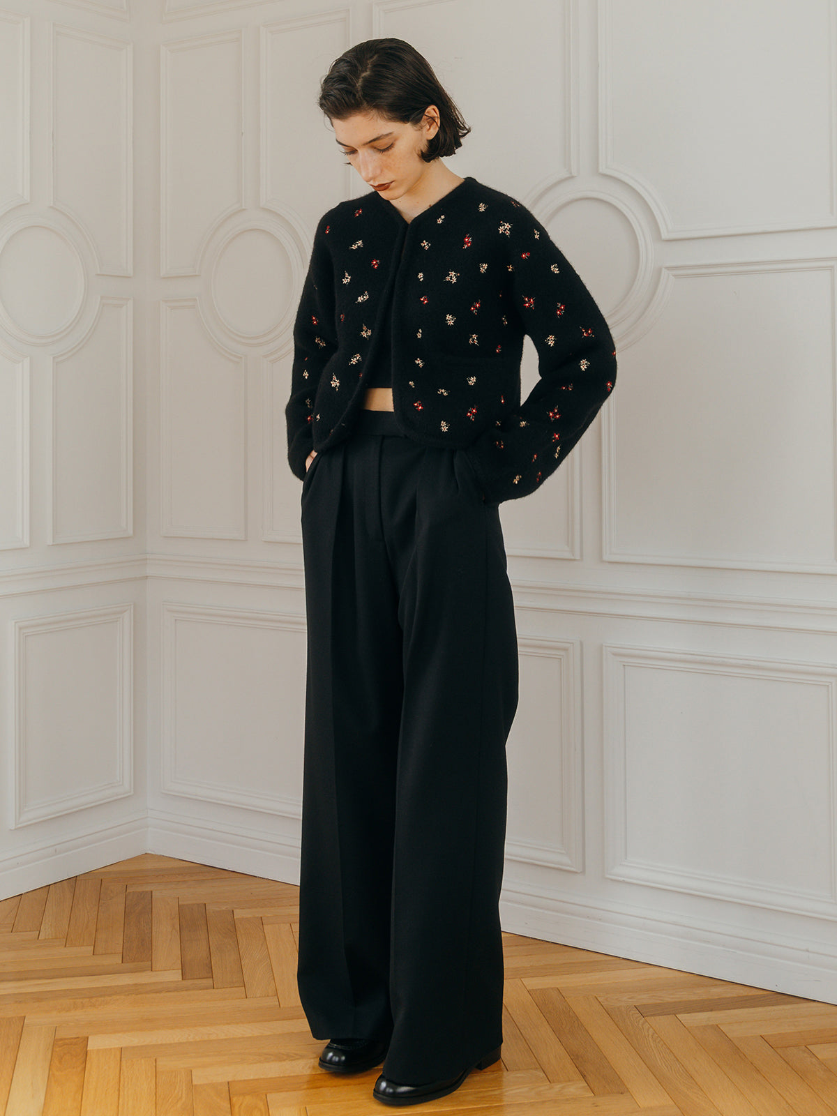 FLOWER EMBROIDERY KNIT JACKET