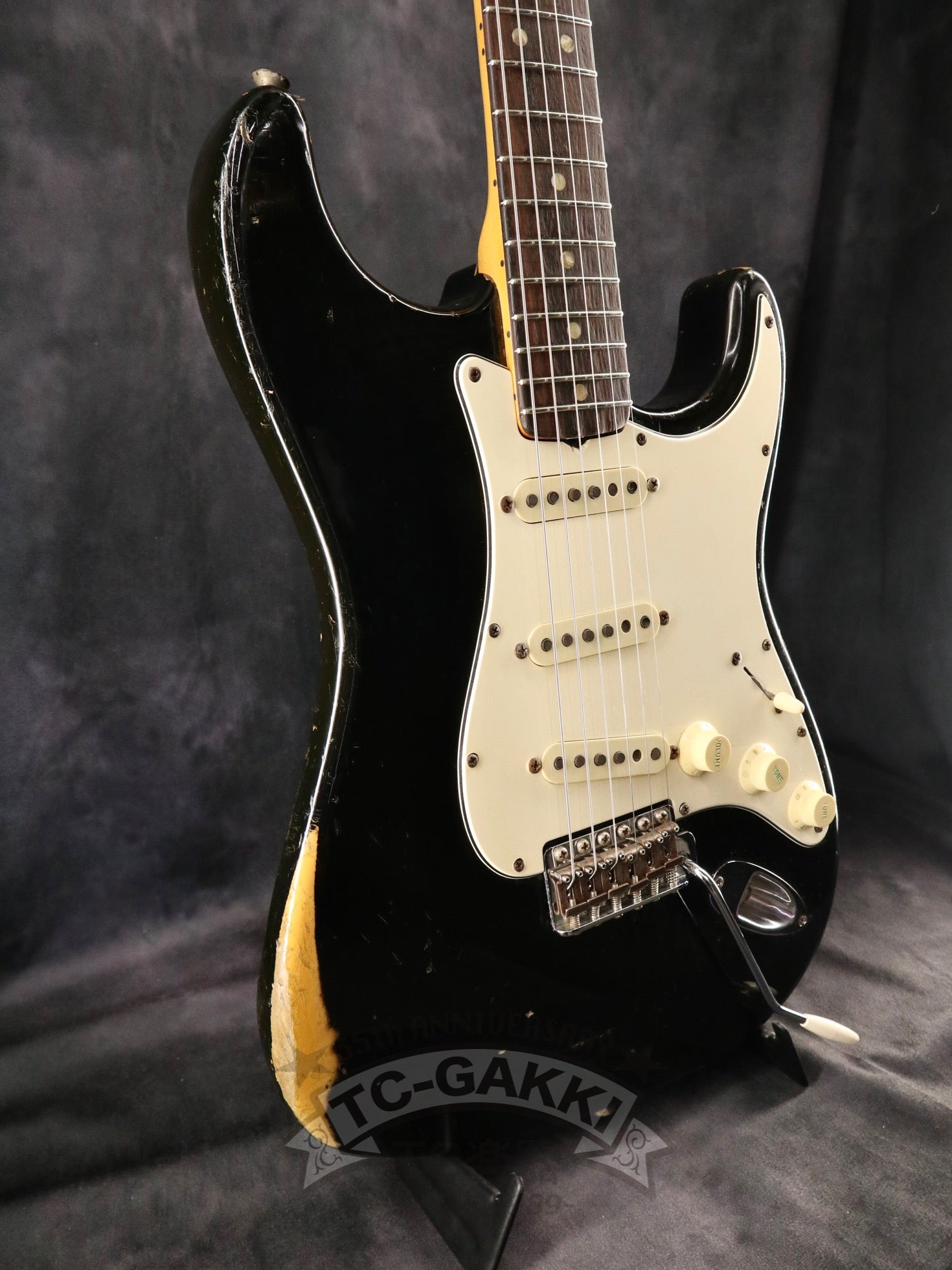 1969 STRATOCASTER Black/Rose