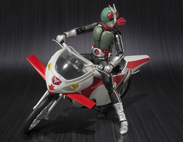 伝説のライダーマシン「新サイクロン号」 S.H.Figuartsに加わる!! | 魂