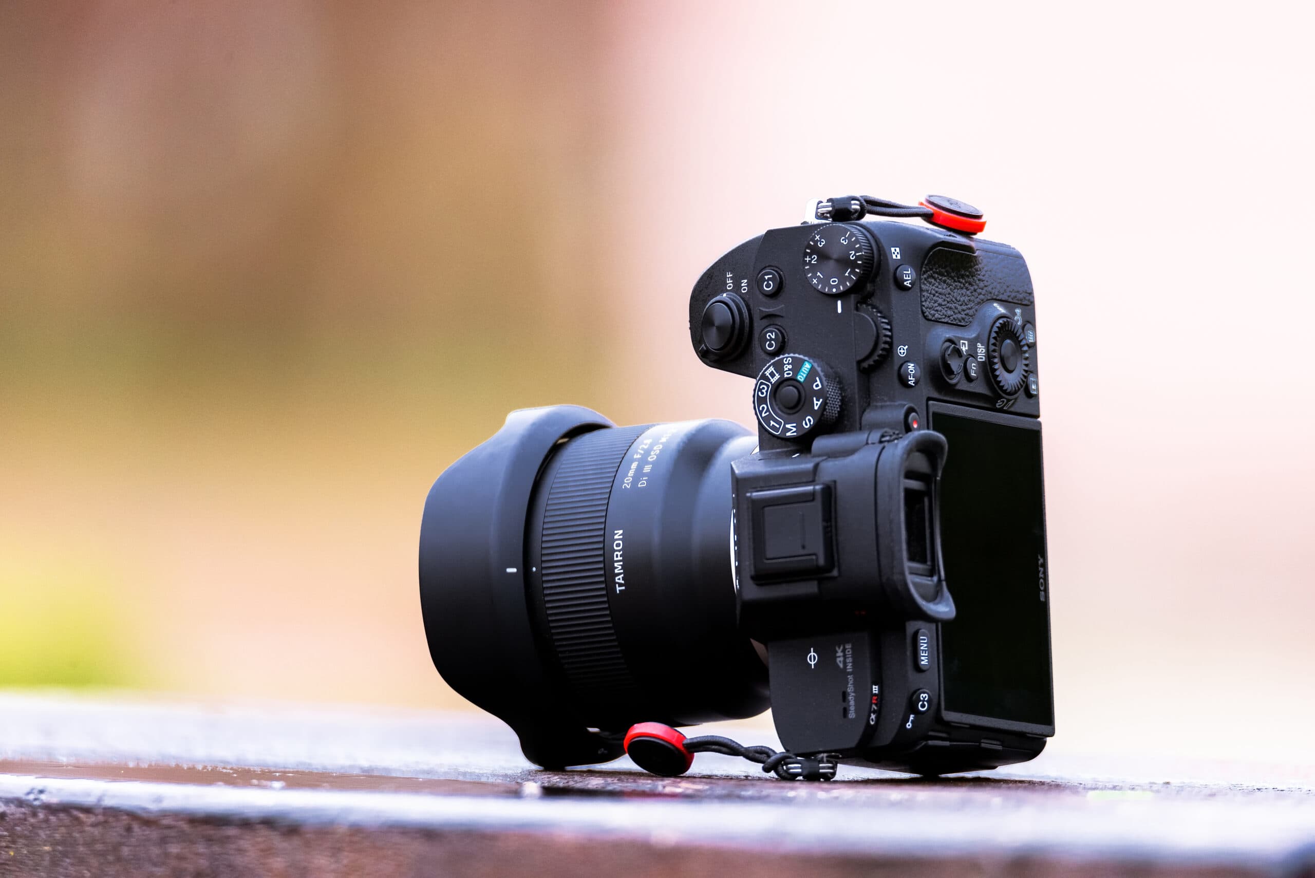 20mm Wide-Angle Prime Lens for Sony E-Mount Cameras