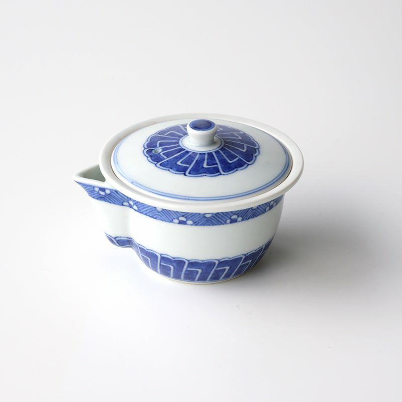 井上春峰（いのうえしゅんほう） 【井上春峰】染付腰捻 煎茶器揃〈煎茶