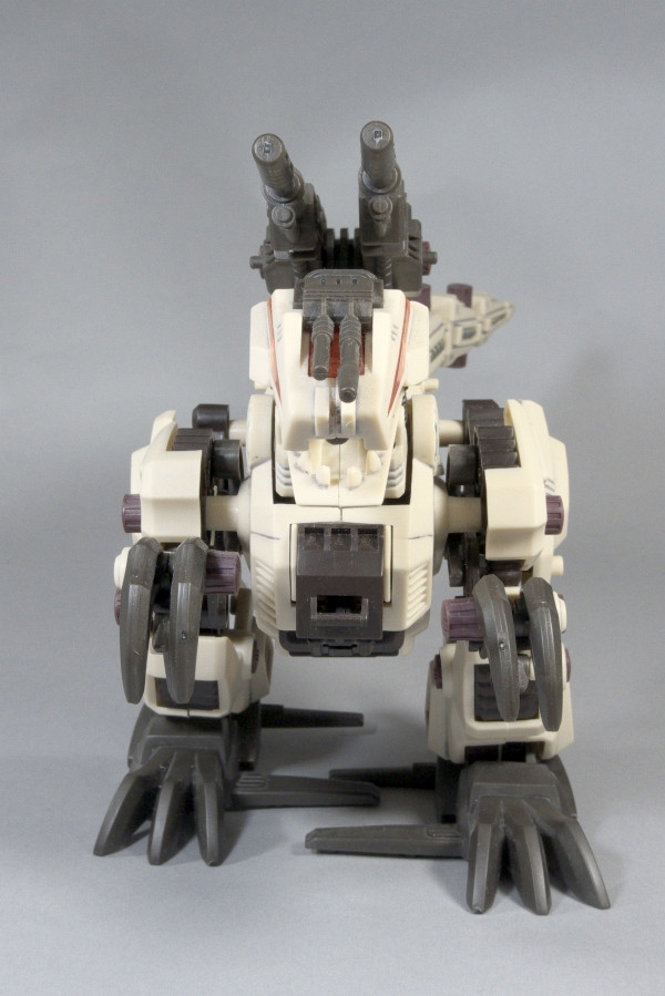 ZOIDS DLZ-001 恐竜博2005開催記念ジェノザウラー - またーりといくよ。