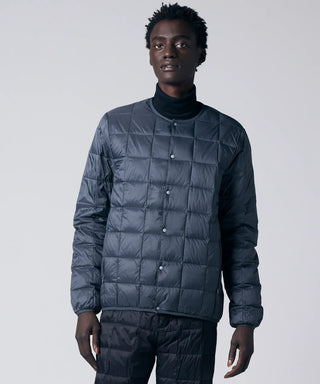 ベーシック クルーネックボタン インナーダウンジャケット – TAION