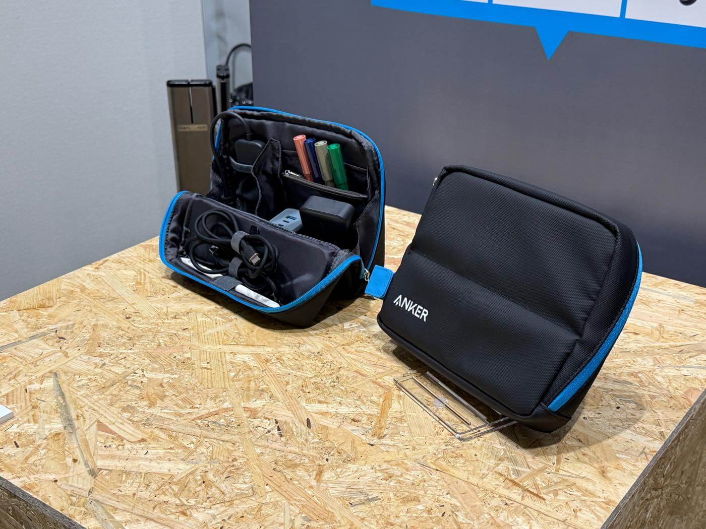 Anker、コクヨとコラボしたスマートポーチ｢Anker Smart Pouch｣の一般