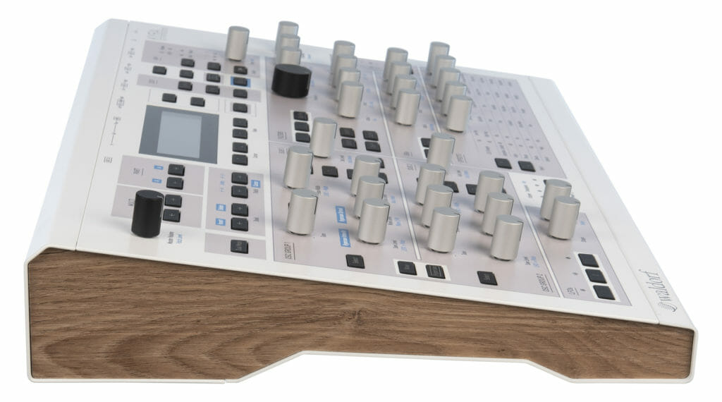 Waldorfがどうしても作りたかったシンセ「KYRA」｜TAK-H.NET