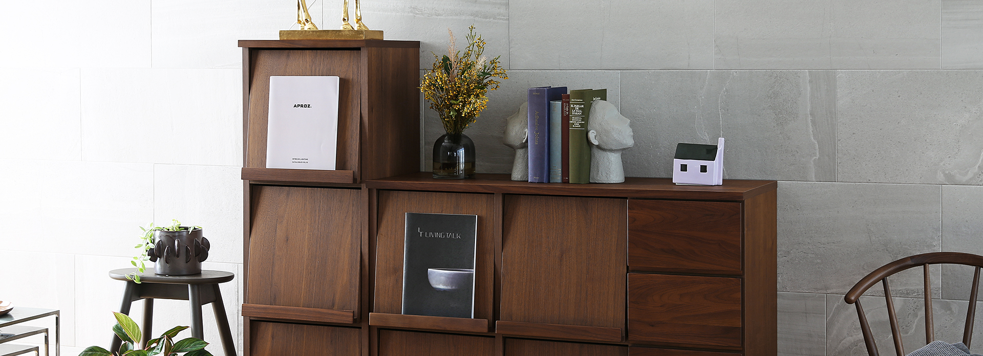 レッチェ 40マガジンレコードラック WALNUT(W40×D39.5×H136.5cm)税込