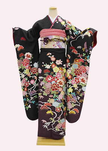 NO.57 黒地 四季花柄振袖 | 尼崎で成人式振袖を選ぶなら｜創業80年の