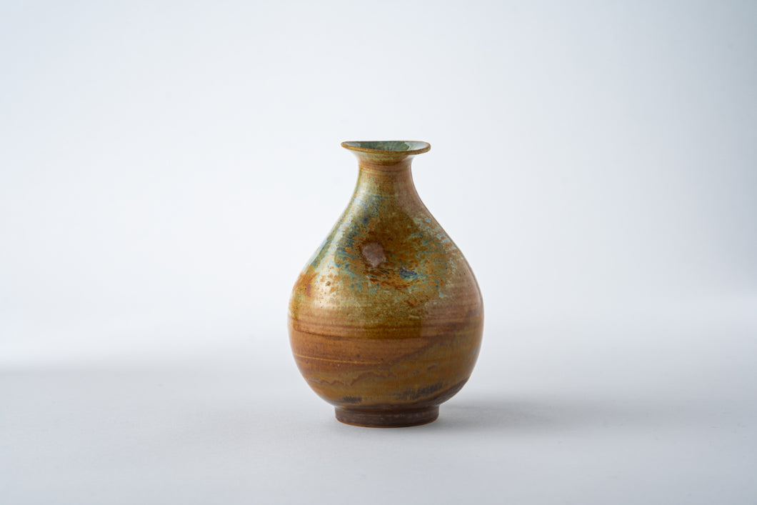 おじぎ徳利 窯変 髙取春慶造 – 高取焼宗家