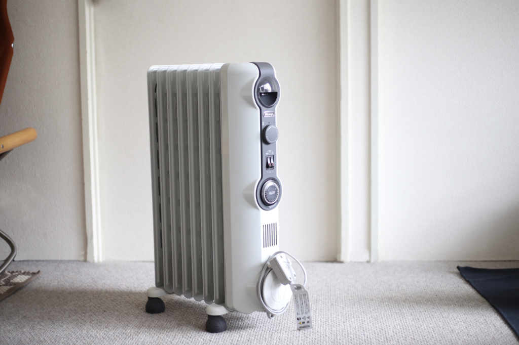 禁断のデロンギ】オイルヒーター HJ0812 買ってみた。電気代を抑えた