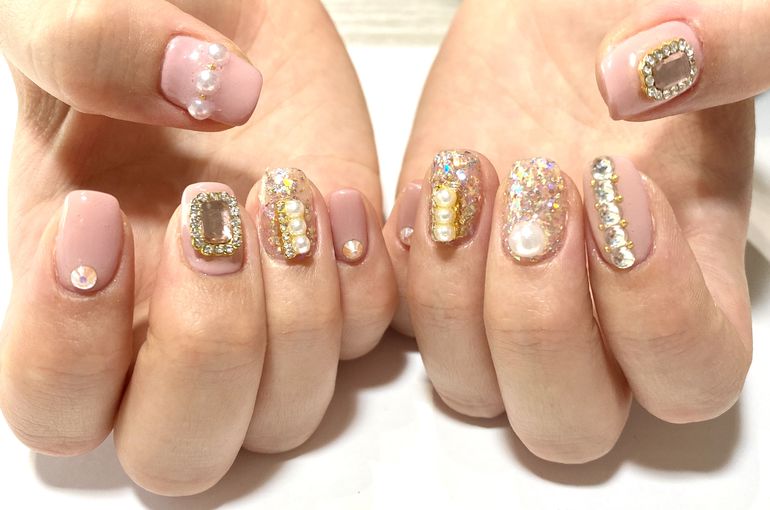 大人気の韓国パーツネイルは心斎橋のTemptation nail studioで！！