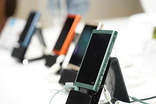 レビュー】スマートフォンと一緒に使うウォークマン『A50』シリーズ