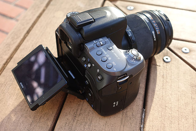 Aマウントボディ“α550”って知ってますか？ - ソニーの新商品レビューを