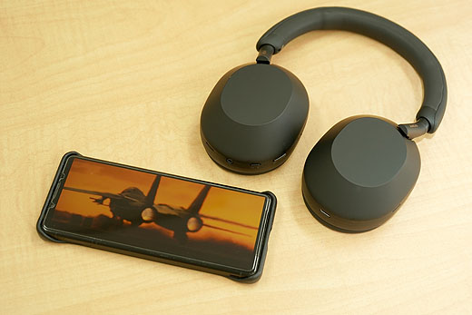 レビュー】映画をスマホで観るなら『WH-1000XM5』でしょ！ - ソニーの