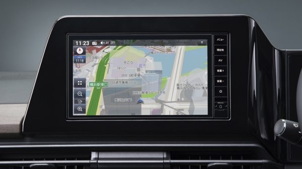 新型セレナのディーラーオプションナビっておすすめ？【画面サイズ