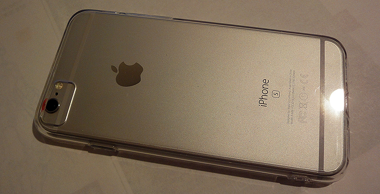 iPhone6sにダイソーの100円スマホカバーをつける！ しかもストラップ穴