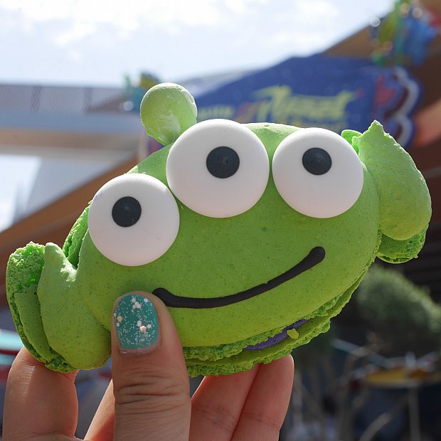 リトルグリーンメンが大増殖中です！ エイリアン・ピザ・プラネット