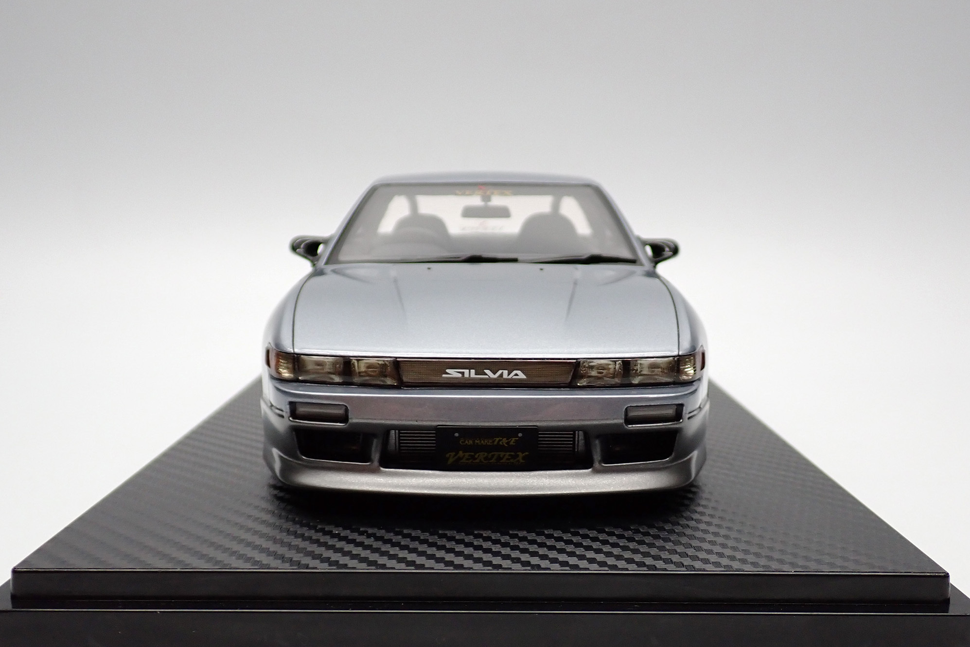 イグニッションモデル 1／18スケール VERTEX S13 SILVIA