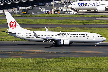 Japan Airlines Boeing 737-800 | Latest Photos | Planespotters.net
