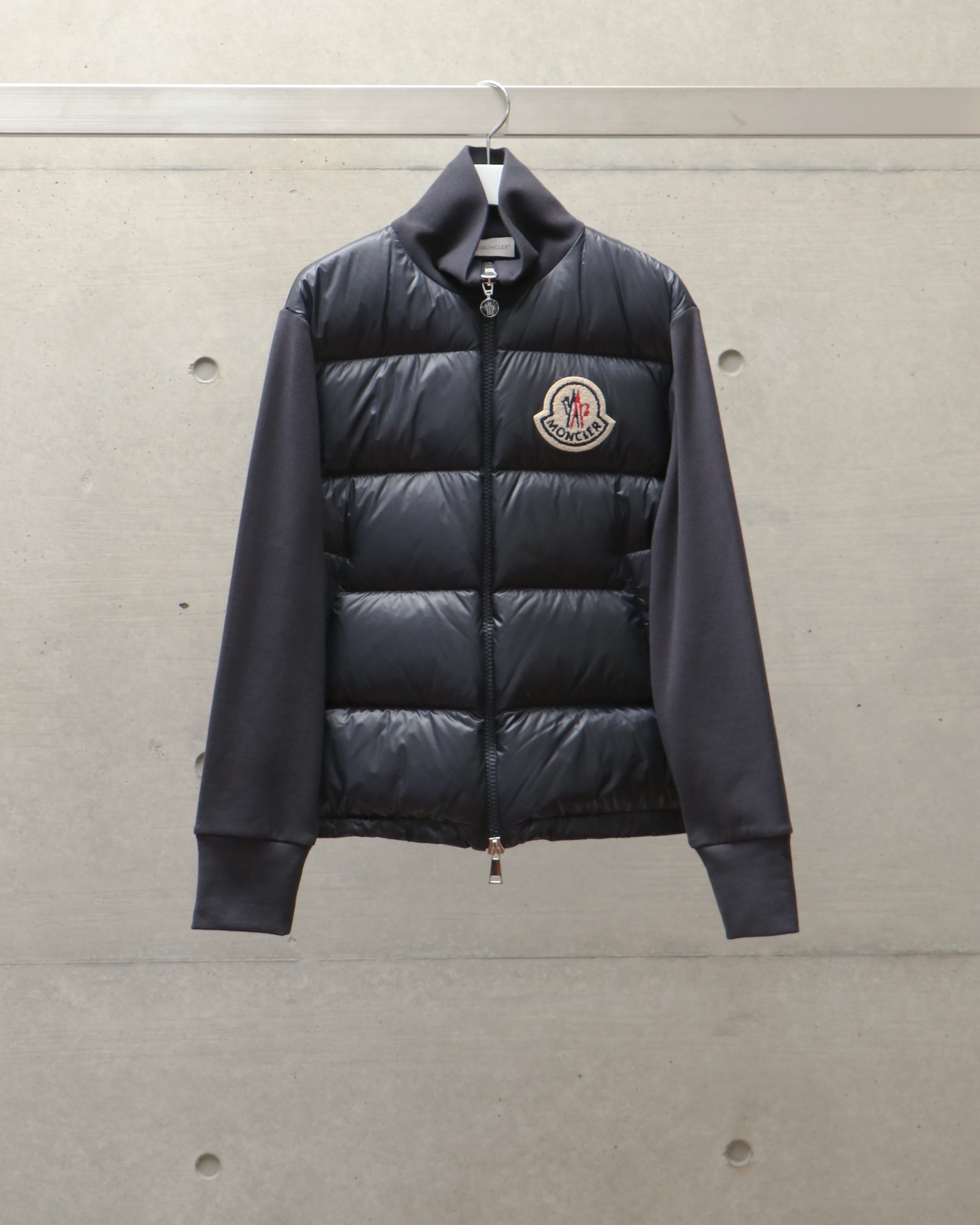 MAGLIA APERTA CON ZIP – TIME AFTER TIME