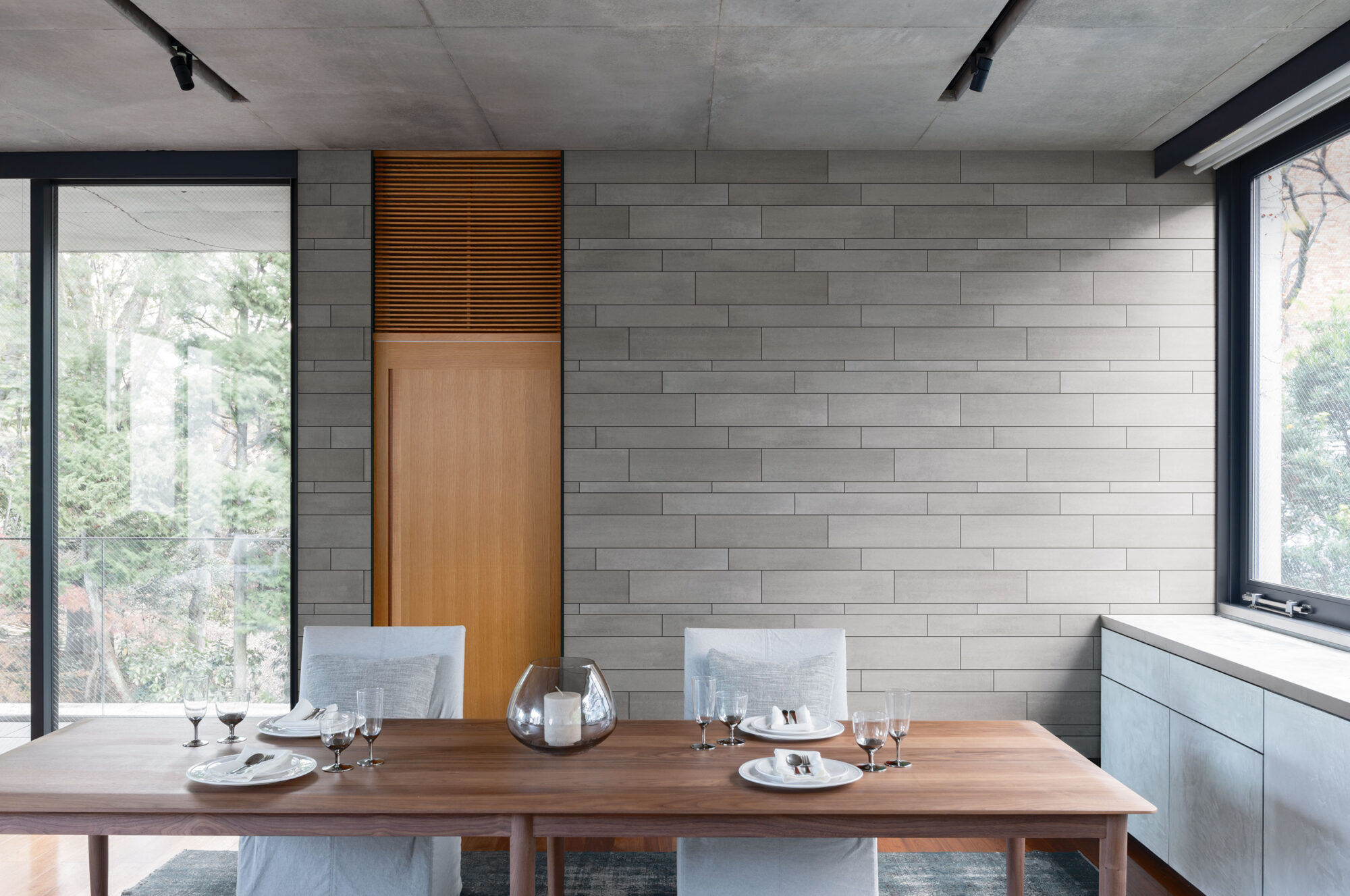 XT-206V-1060 | Hi-Ceramics | Hi-Ceramics | tiles by HiRATA TILE