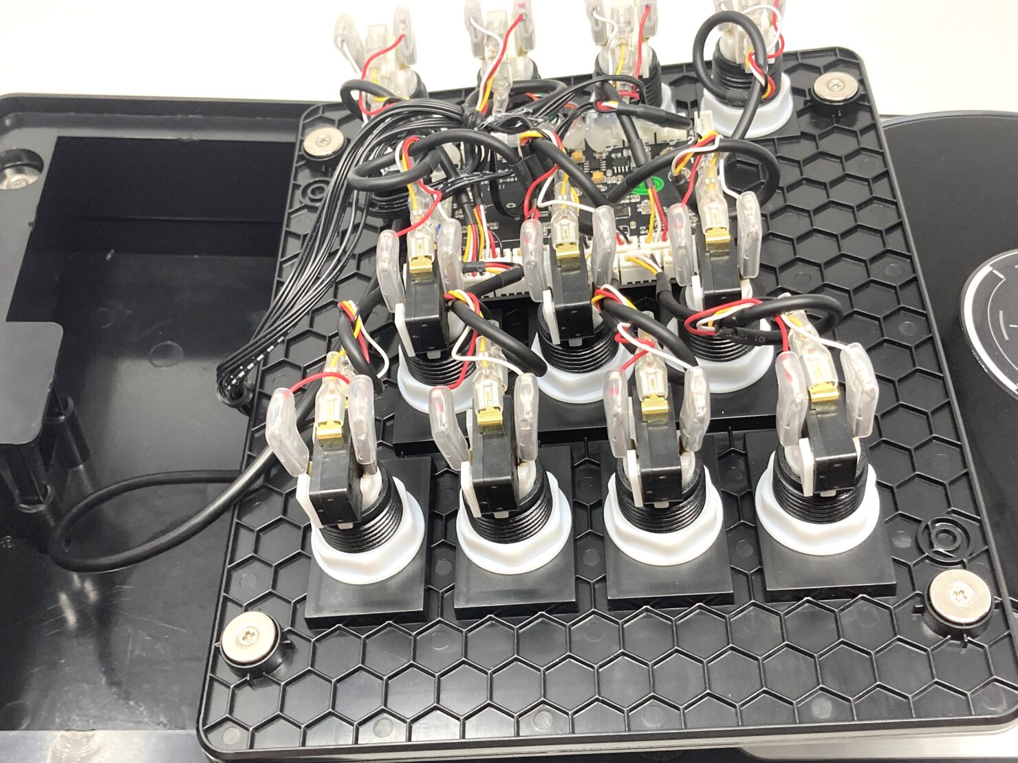 PHOENIX WANを静音化！これならマンションでもプレイできそう