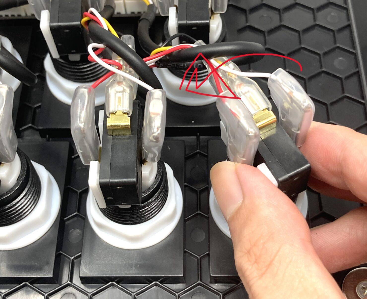 弐寺用のバネ・スイッチはどれがおすすめ？フェニワンのスイッチ交換し