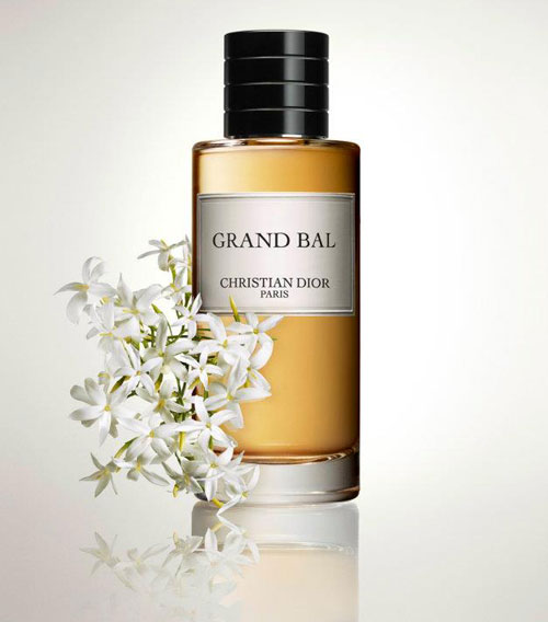 You Shall Go to the Ball – Christian Dior Grand Bal Perfume Review