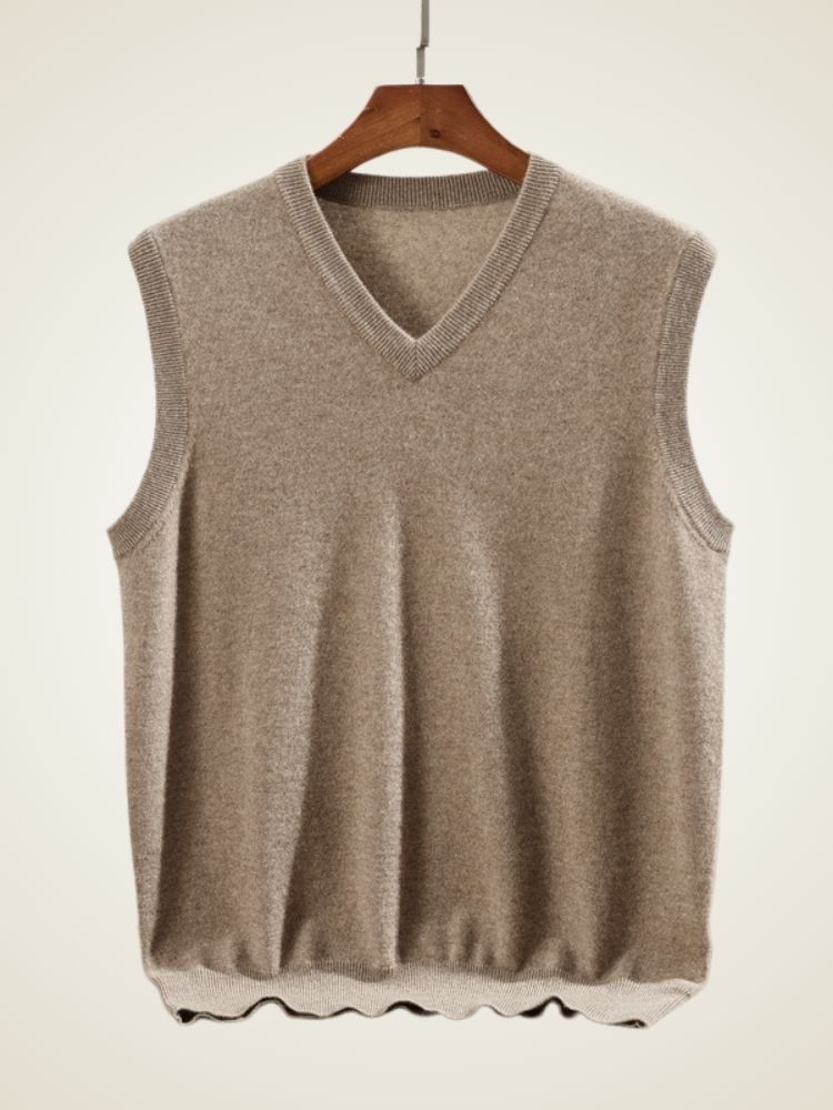 Monte - V-Neck Cashmere Vest | The Cashmere Studio
