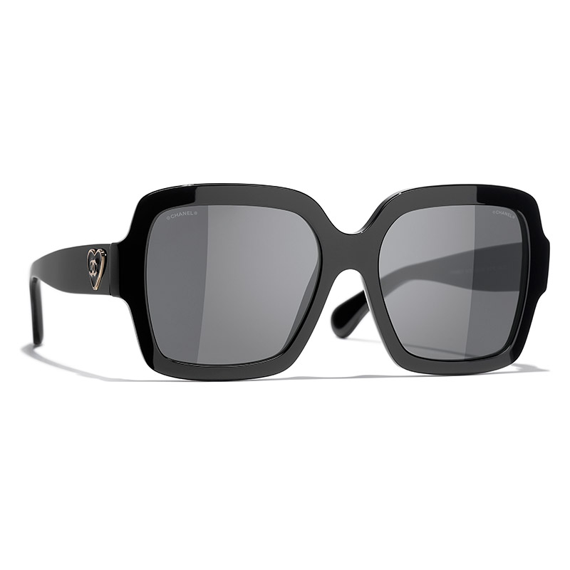 Chanel Eyewear, Summer 2022 Collection | The Fashionography