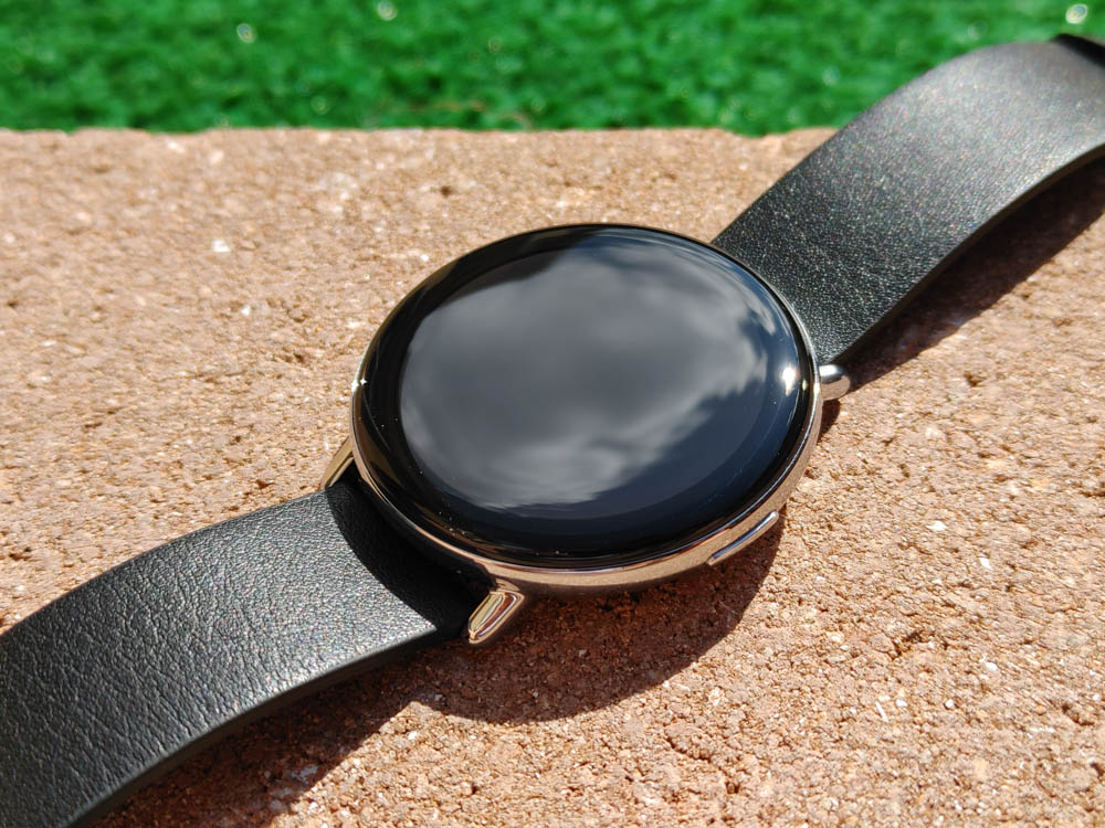 Zepp E is an Ultra Stylish, Premium Health and Fitness Smartwatch