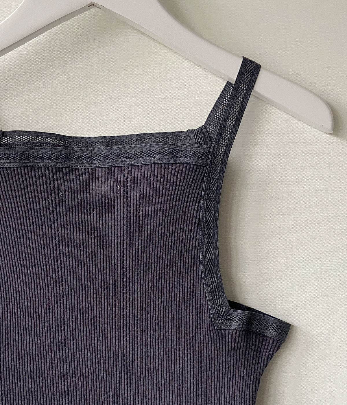 FUMIKA_UCHIDA/EYELET RIB STITCH CAMISOLE(CHARCOAL)