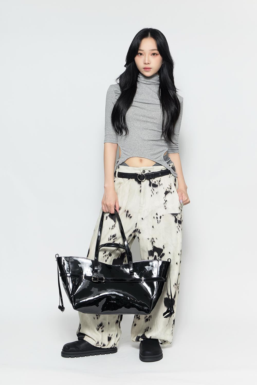 THEREDTHREAD / ザレッドスレッド】S heart tote bag large (enamel)