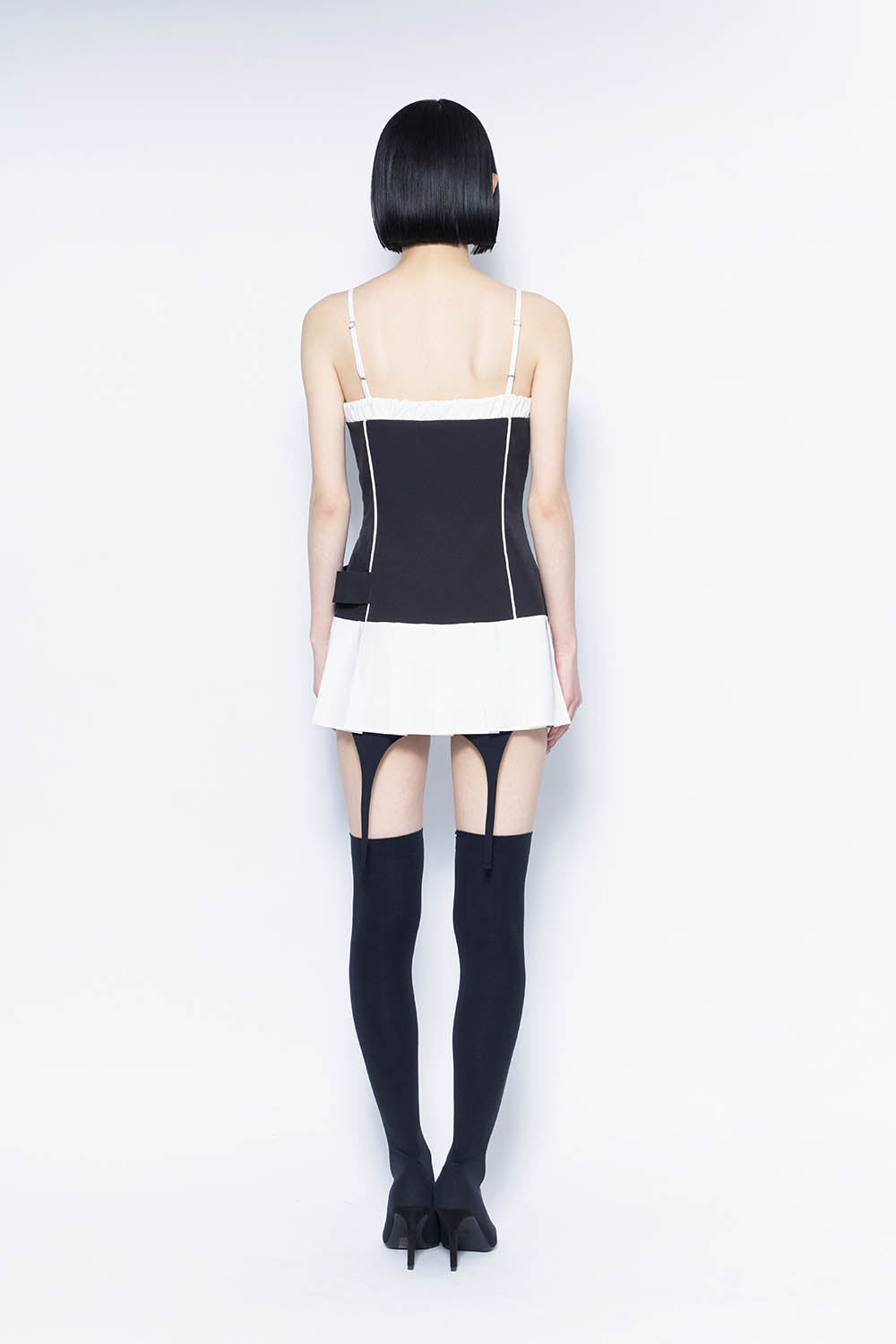 THEREDTHREAD / ザレッドスレッド】S ribbon dress pleats