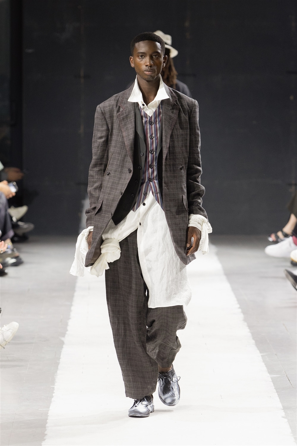 THE SHOP YOHJI YAMAMOTO