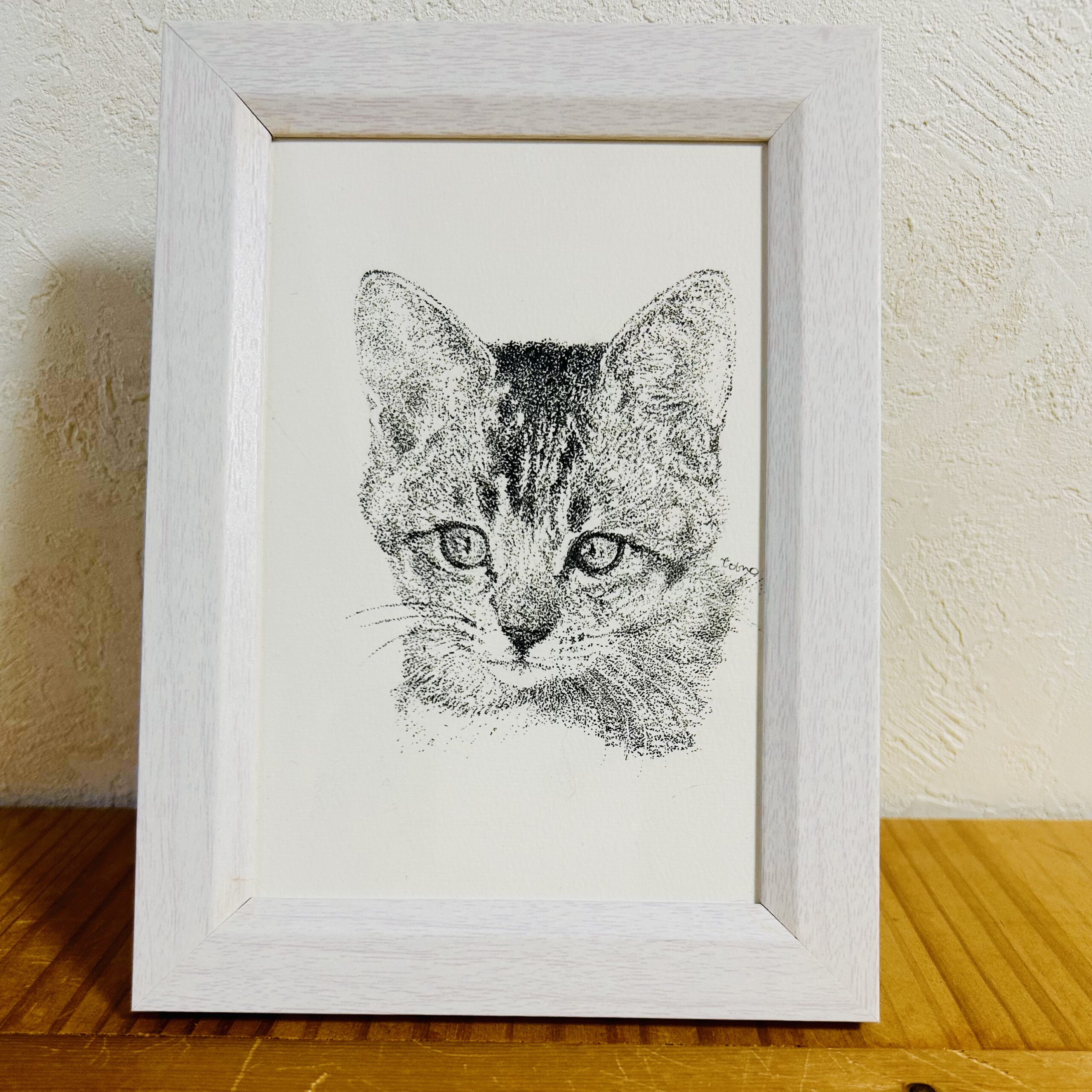 子猫の点描画 | tomomi yamaoka ｜インテリア絵画 アートの専門通販