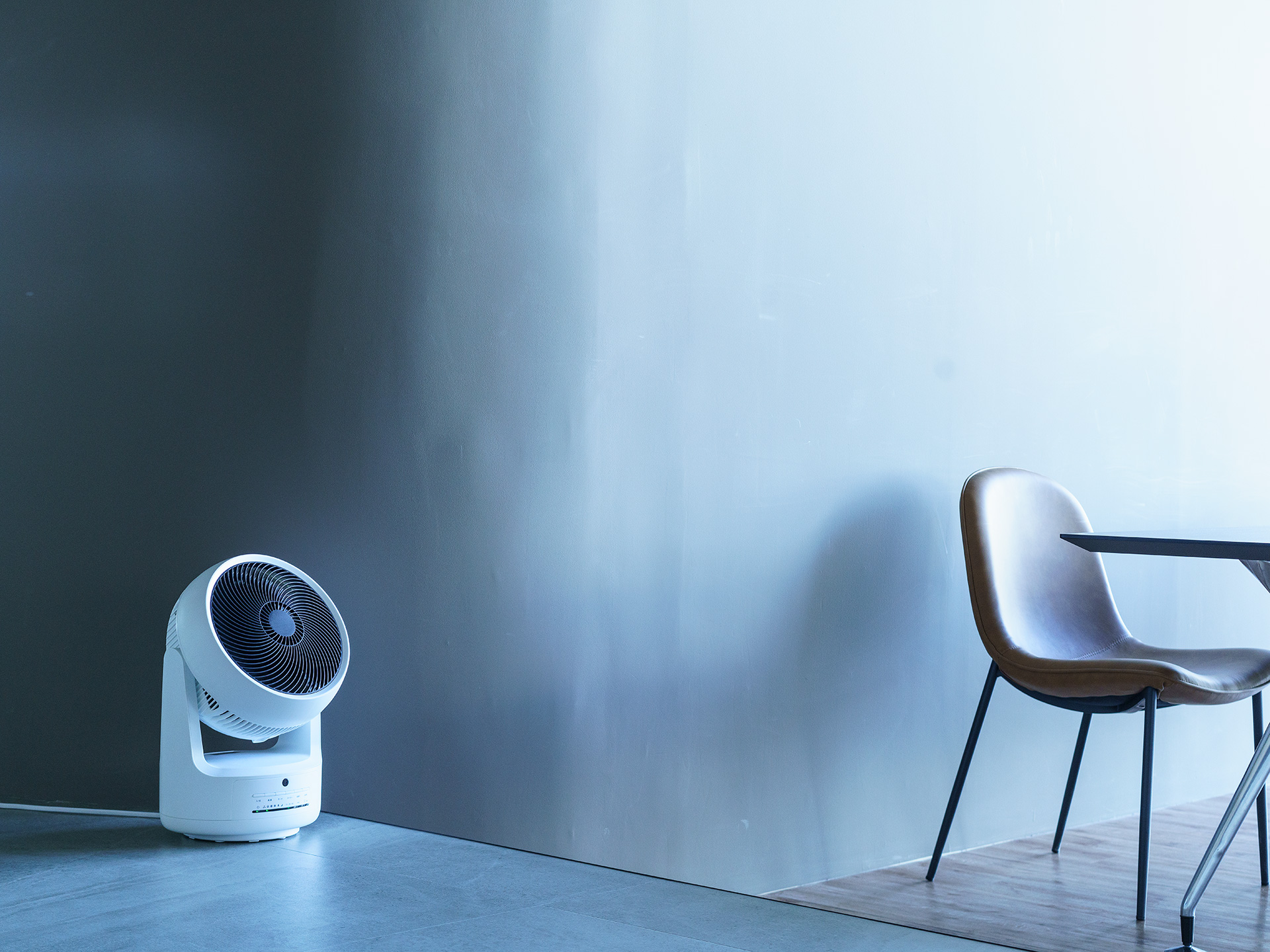 HEAT & COOL（衣類乾燥機能付 サーキュレーター ヒート＆クール