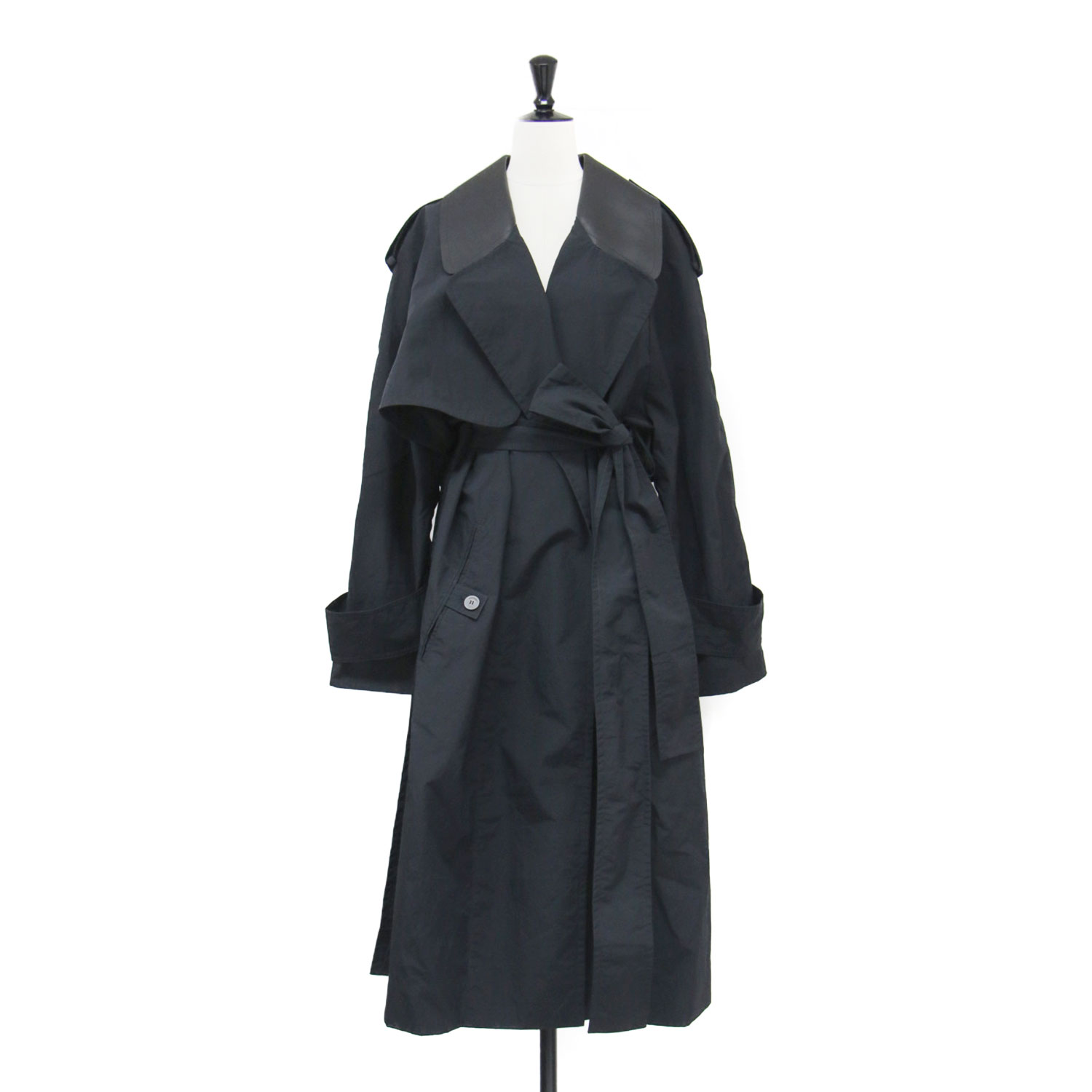 楽天市場】フェラガモ（レディースファッション）の通販