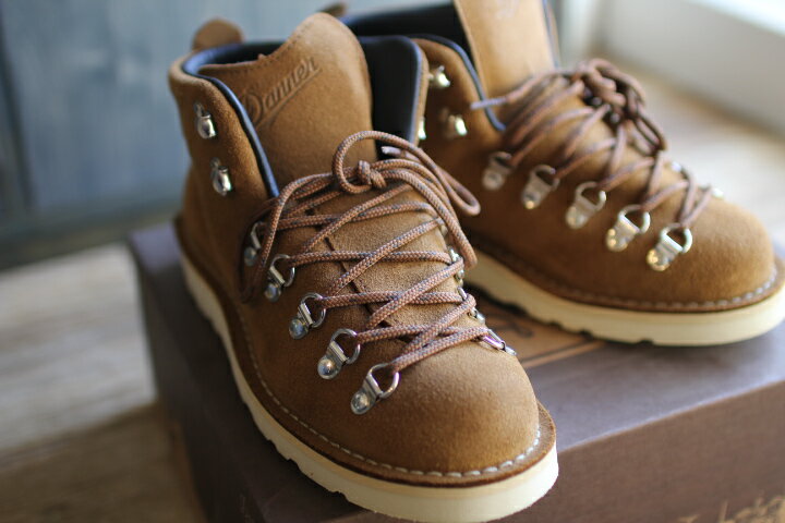 楽天市場】ゴアテックス ダナー マウンテンライト（靴）の通販