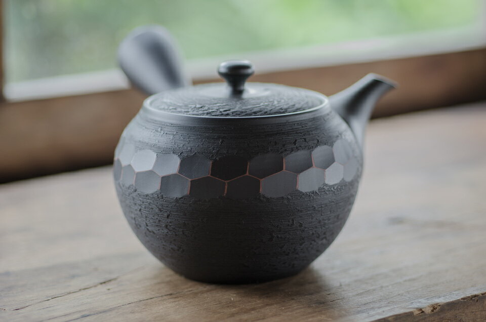 急須 朱泥 天竜峡焼 楽雅 急須 朱泥袋型白梅急須 網付 さわやかアミ