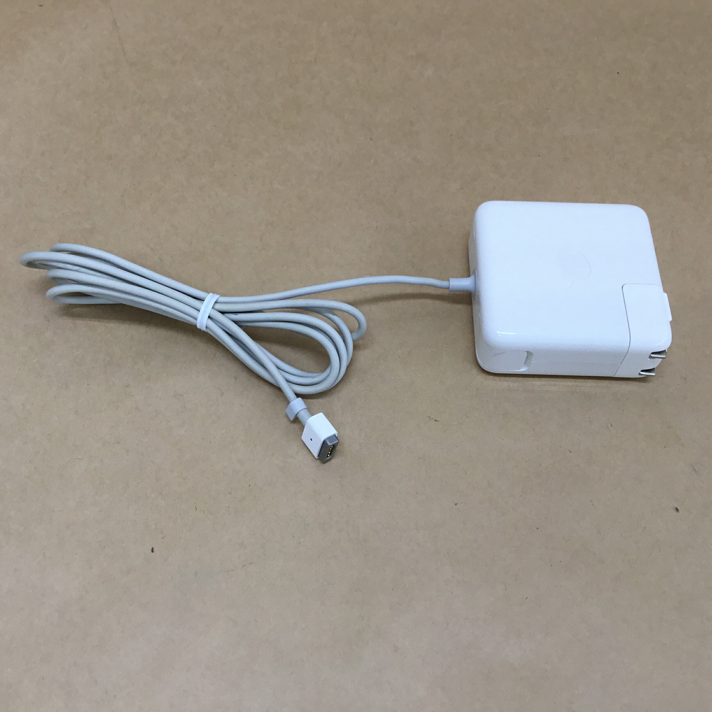 楽天市場】60w magsafe 電源アダプタ l 字の通販