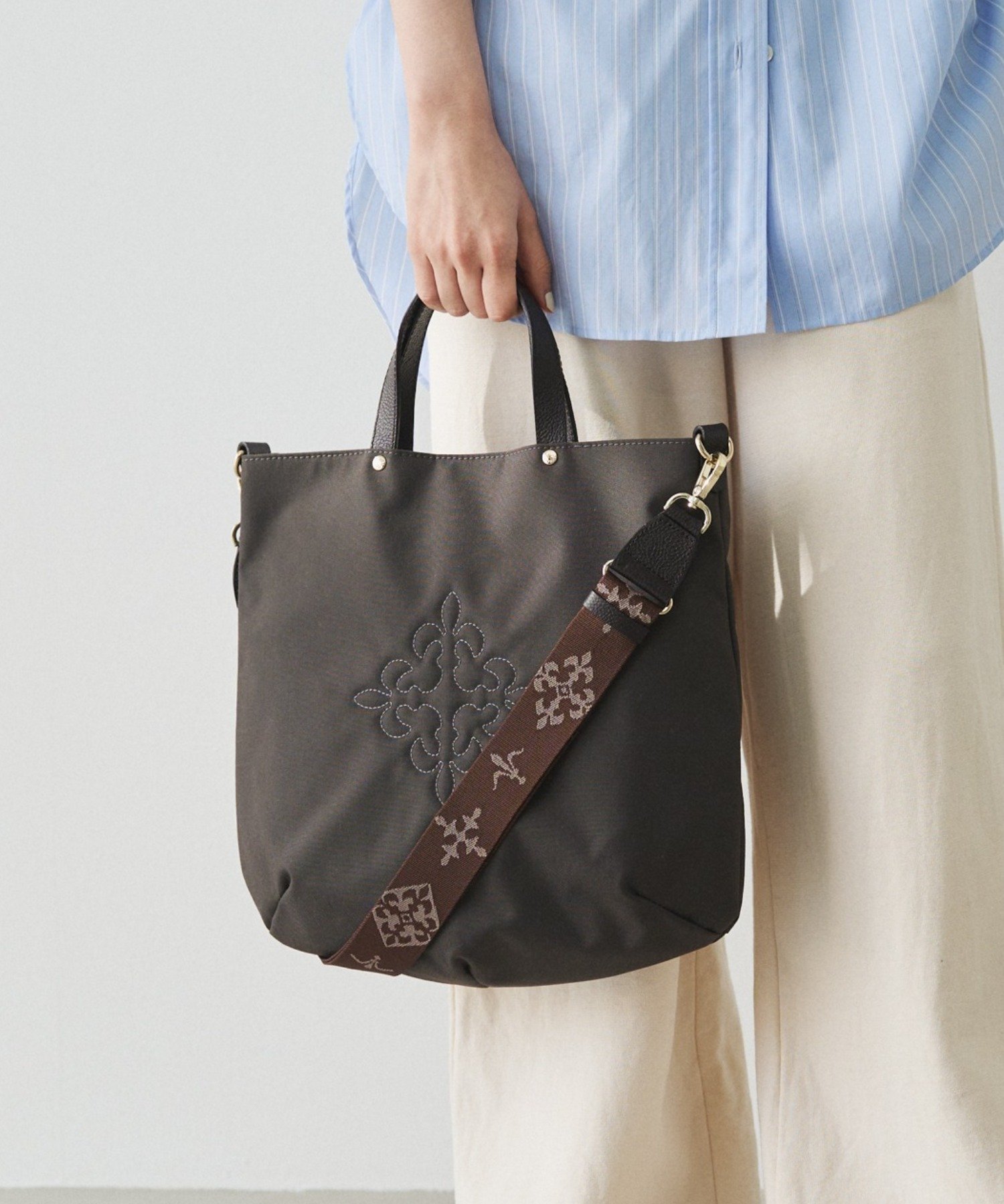 楽天市場】ラシット ブラックの通販