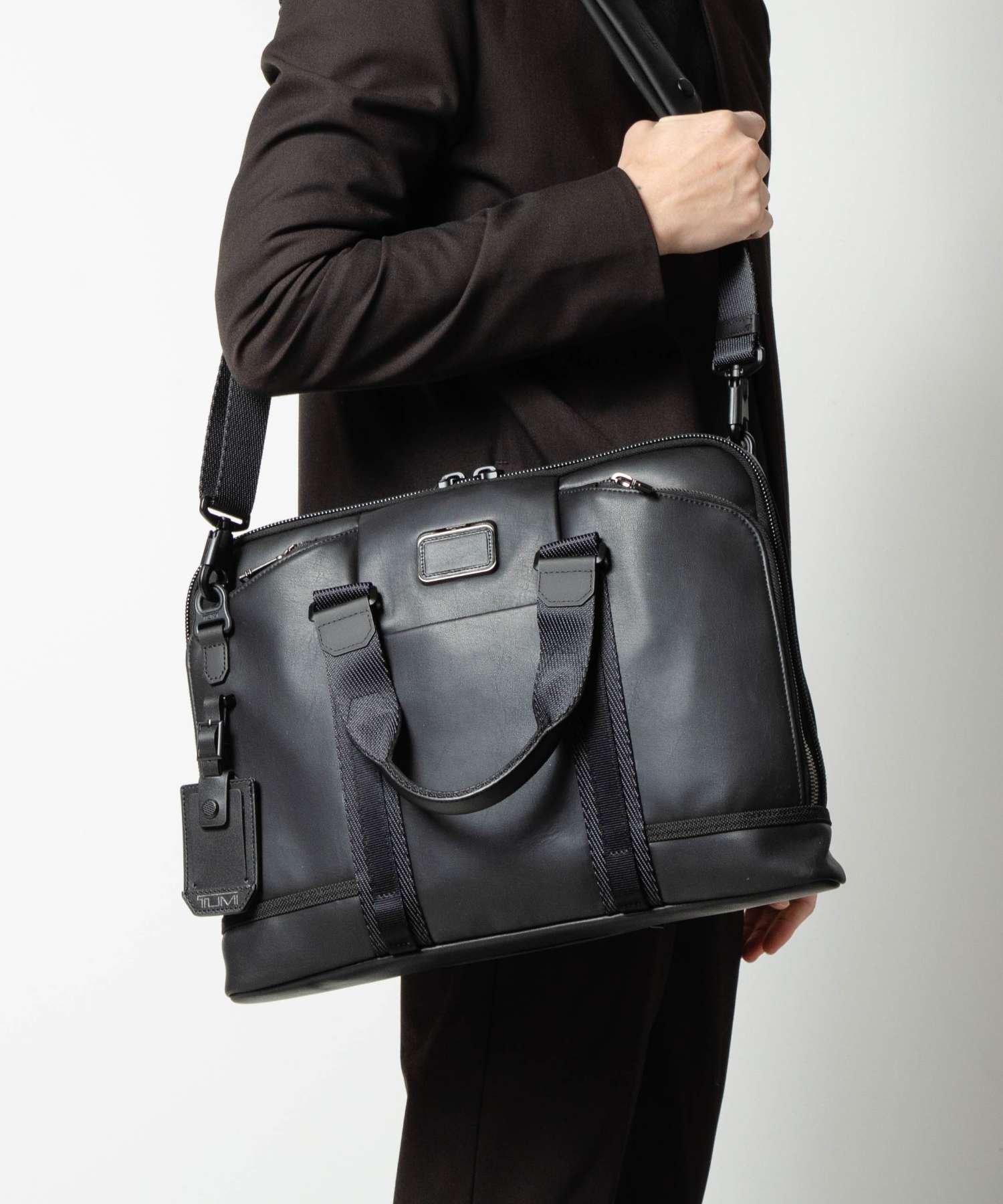 楽天市場】tumi Alpha Bravo（素材（生地・毛糸）ナイロン）（ビジネス