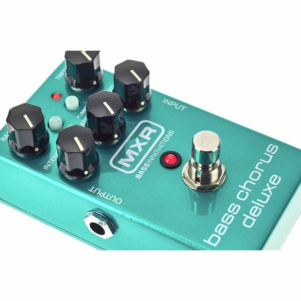 MXR M 83 Bass Chorus Deluxe – United States